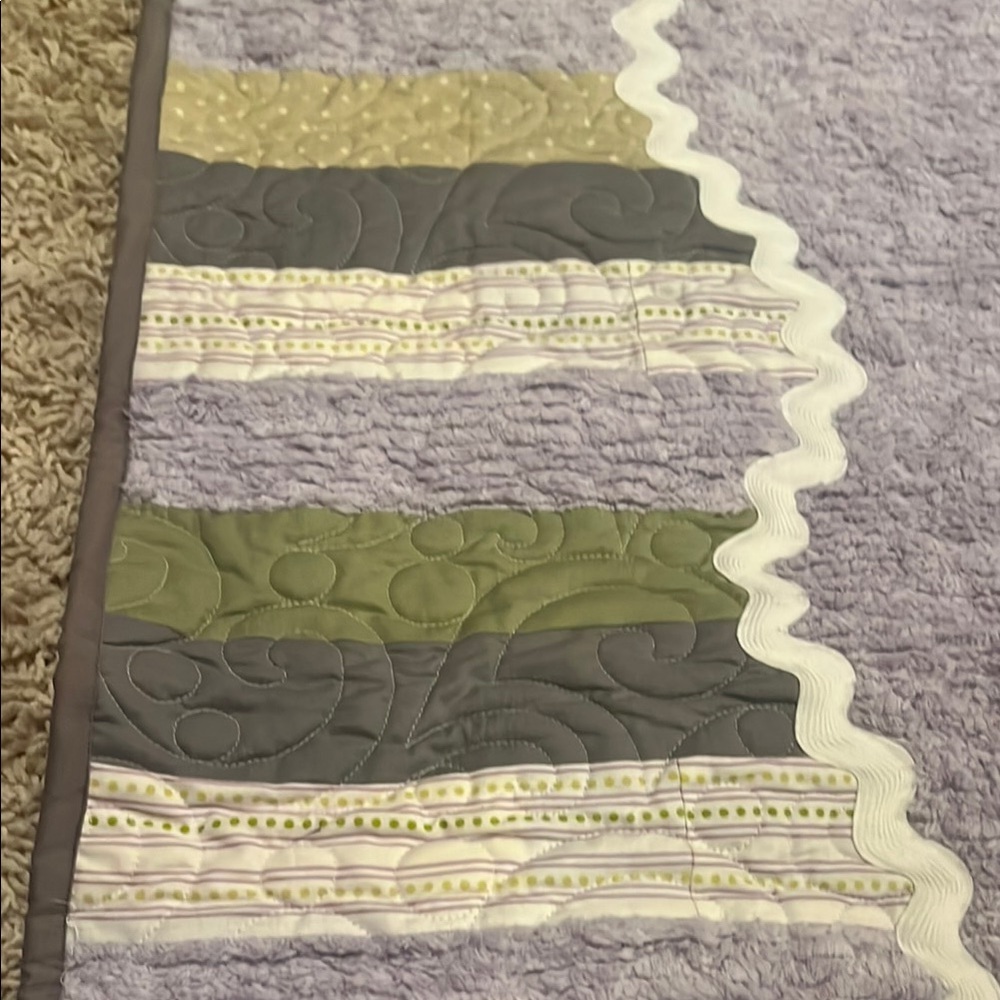 Baby Quilt - Picture 2 of 3